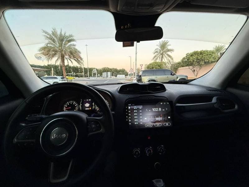 2016 Jeep Renegade thumbnail 5