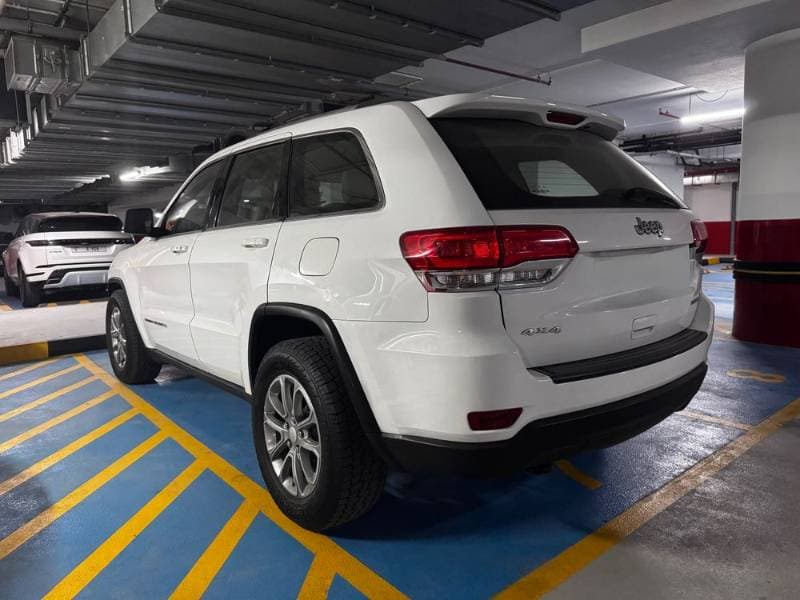 2014 Jeep Grand Cherokee thumbnail 3
