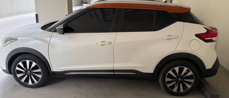2019 Nissan Kicks thumbnail 3