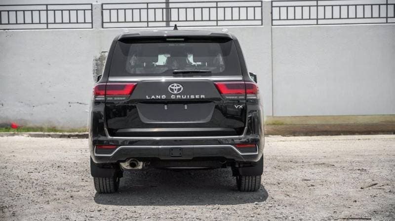 2026 Toyota Land Cruiser VX thumbnail 5