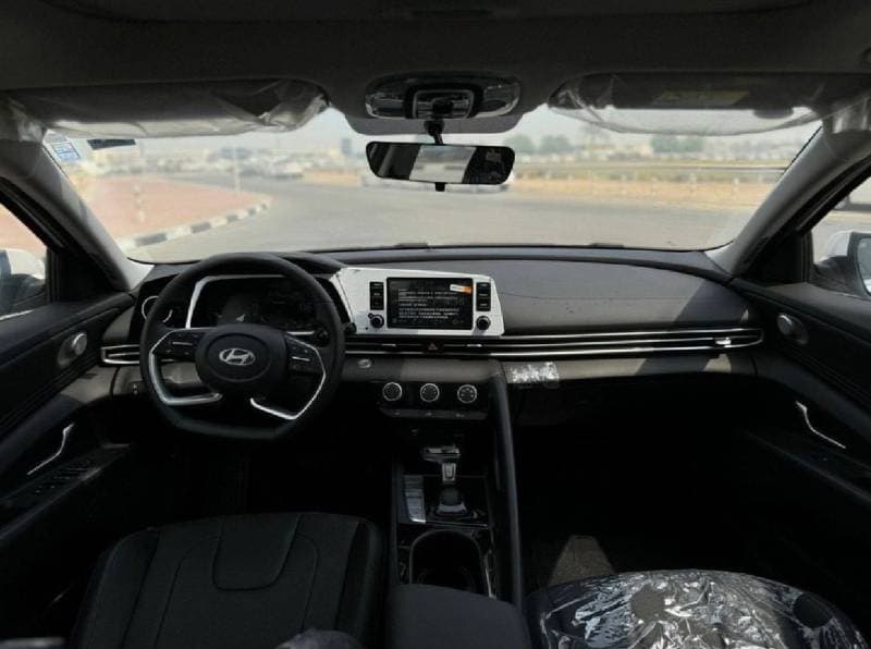 2025 Hyundai Elantra GLS SMART thumbnail 6