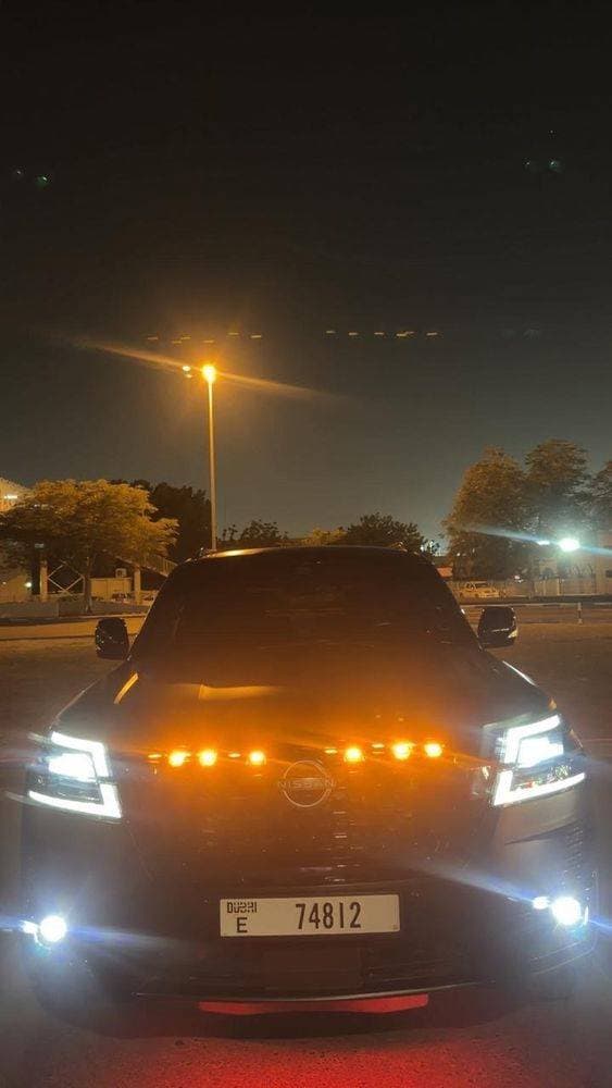 2017 Nissan Armada thumbnail 3