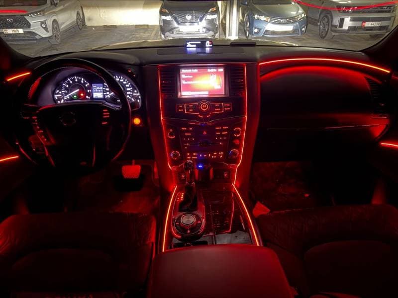 2017 Nissan Armada thumbnail 4