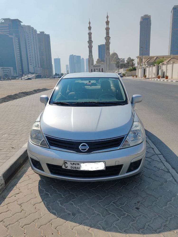 2012 Nissan Tiida thumbnail 4