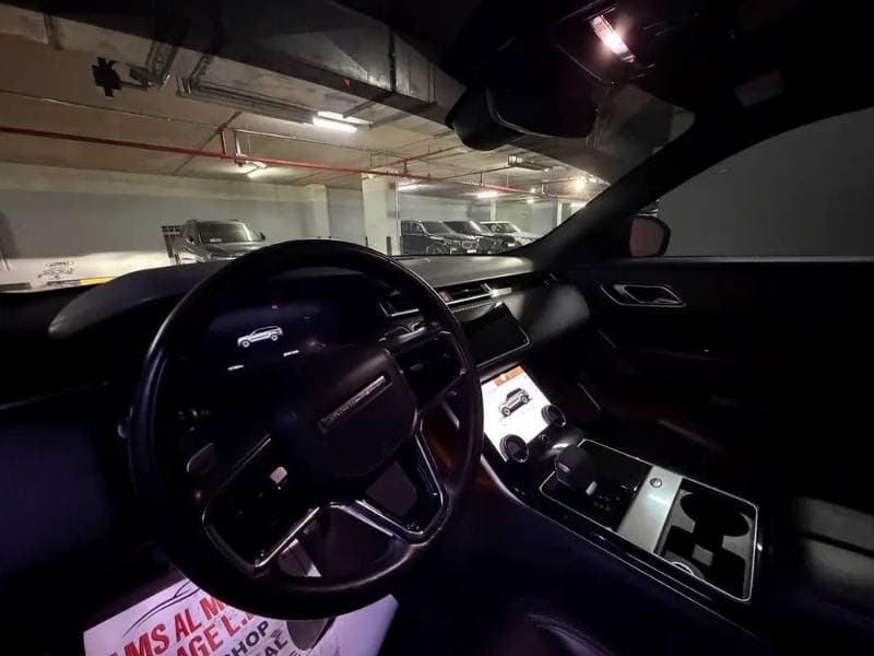 2021 Land Rover Range Rover Velar thumbnail 4