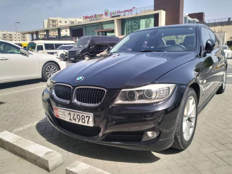 2010 BMW 3 Series Sedan thumbnail 5