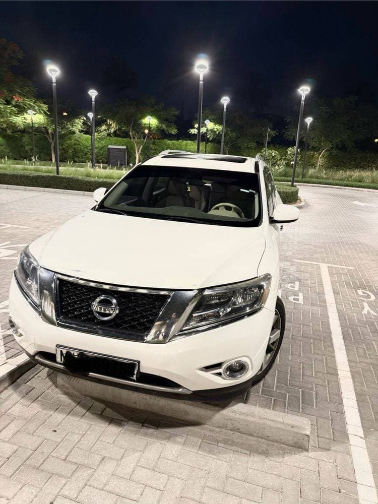2013 Nissan Pathfinder thumbnail 3