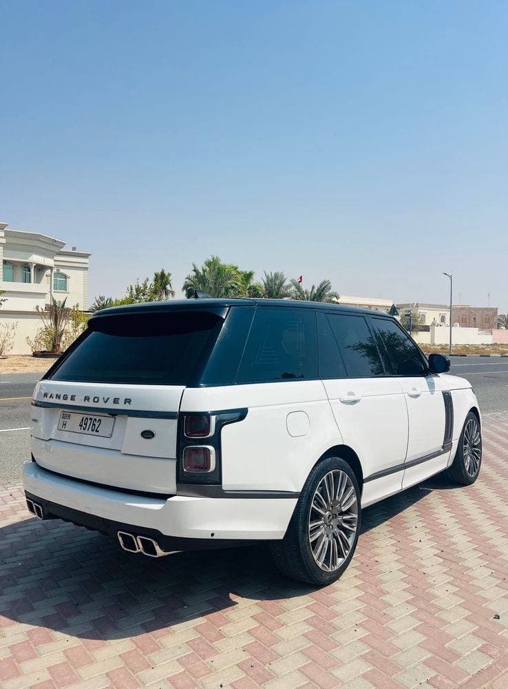 2020 Land Rover Range Rover thumbnail 4