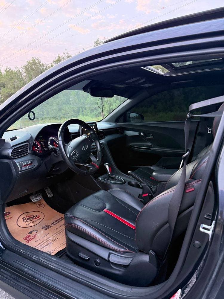 2019 Hyundai Veloster thumbnail 4