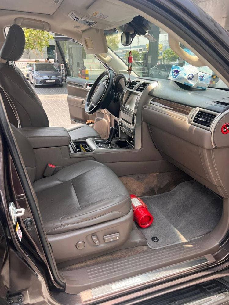 2017 Lexus GX 460 thumbnail 7