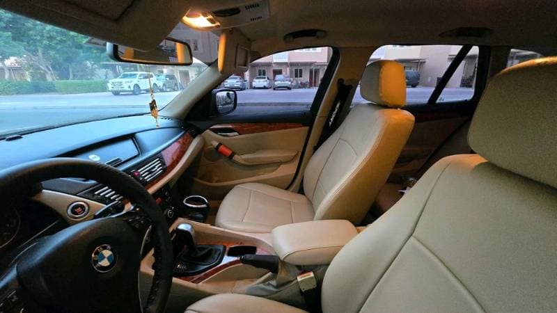 2011 BMW X1 thumbnail 3