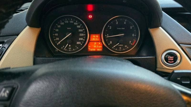 2011 BMW X1 thumbnail 5