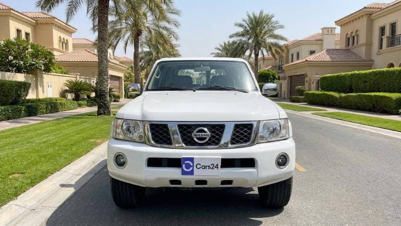 2022 Nissan Patrol thumbnail 5