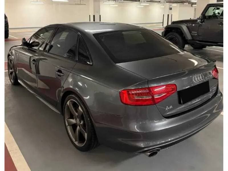 2016 Audi A4 thumbnail 5
