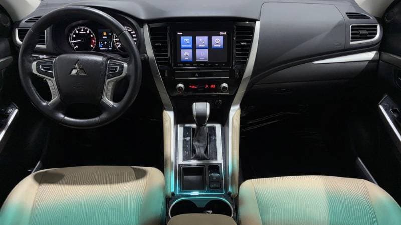 2022 Mitsubishi Montero Sport thumbnail 6