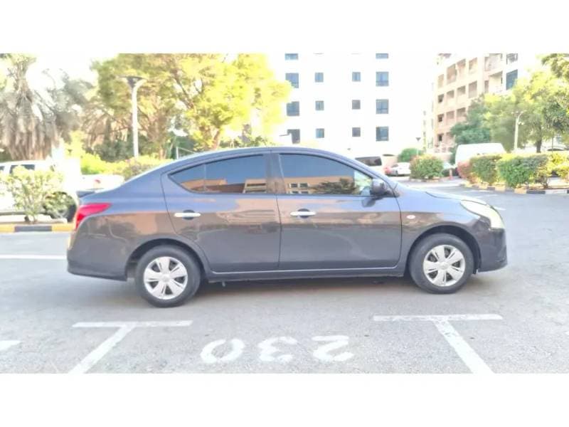 2019 Nissan Sunny thumbnail 3