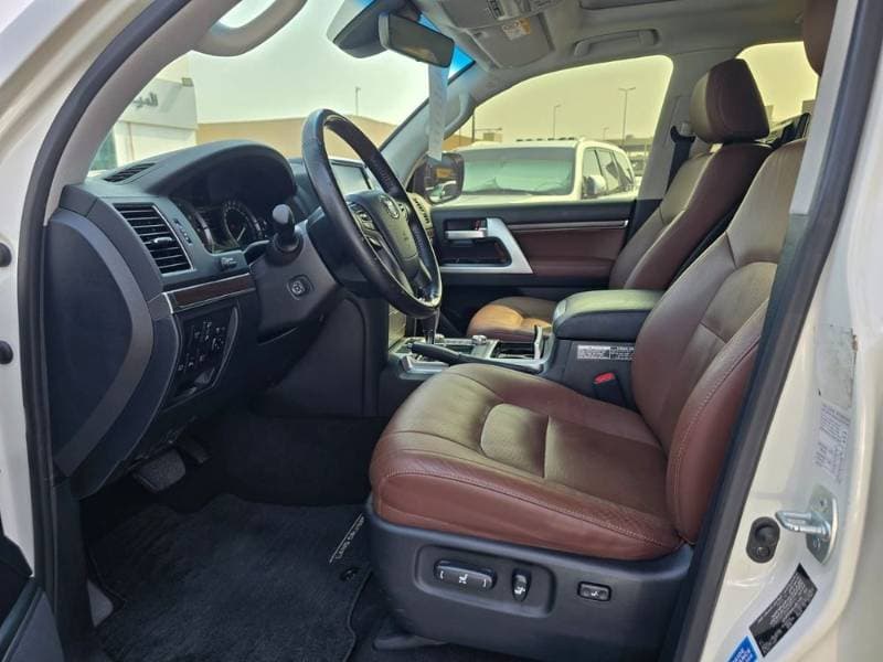 2021 Toyota Land Cruiser