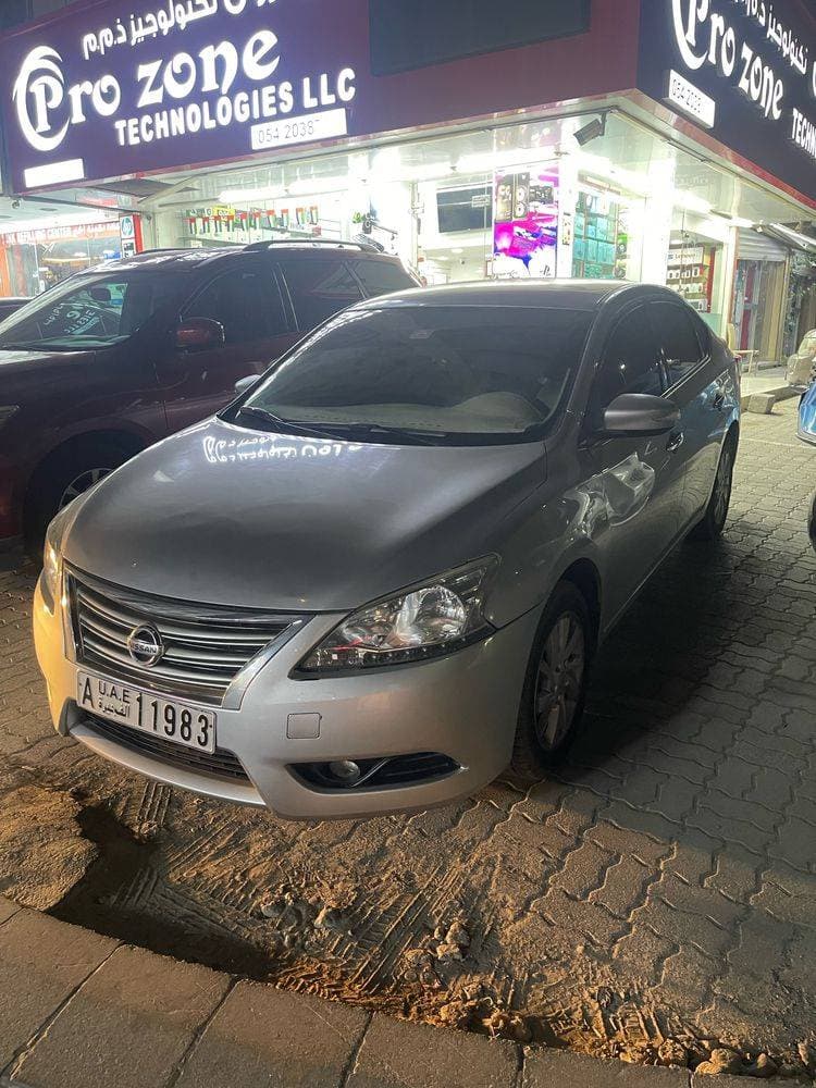 2014 Nissan Sentra thumbnail 2