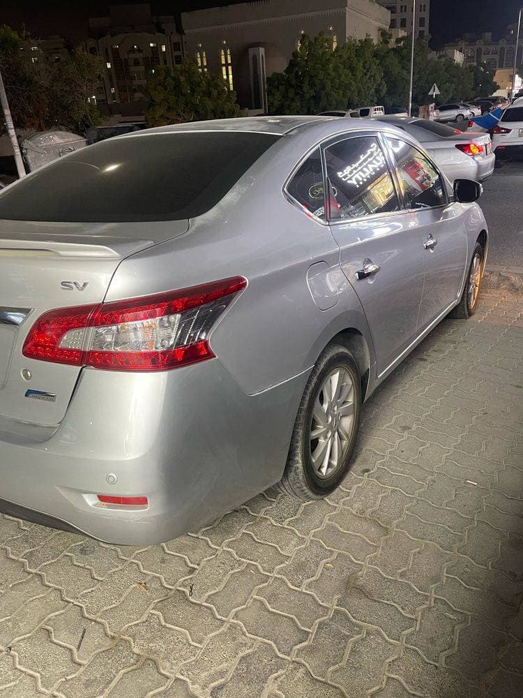 2014 Nissan Sentra thumbnail 4
