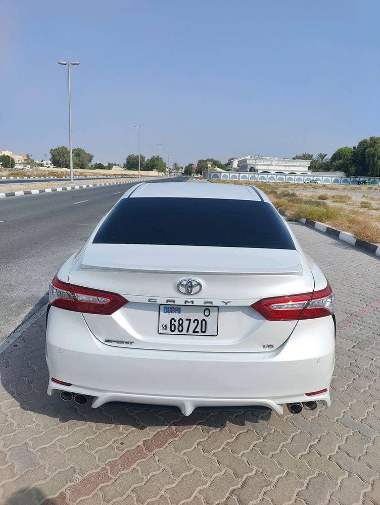 2019 Toyota Camry thumbnail 4