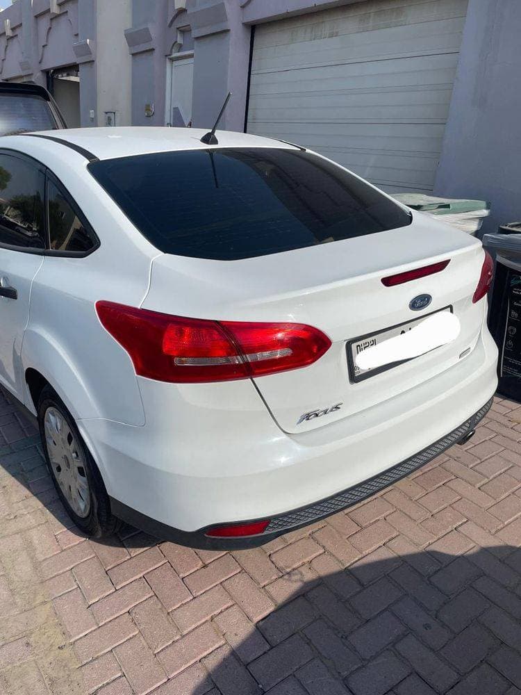 2018 Ford Focus thumbnail 3