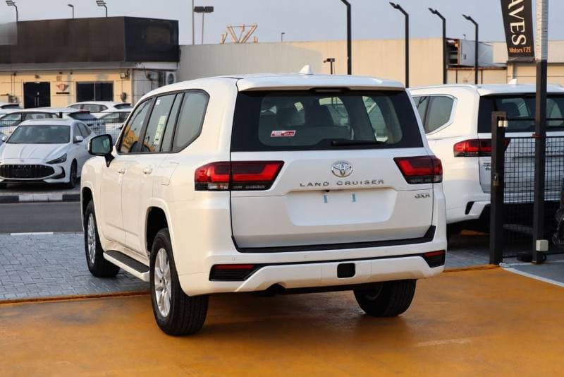 2026 Toyota Land Cruiser GXR thumbnail 4