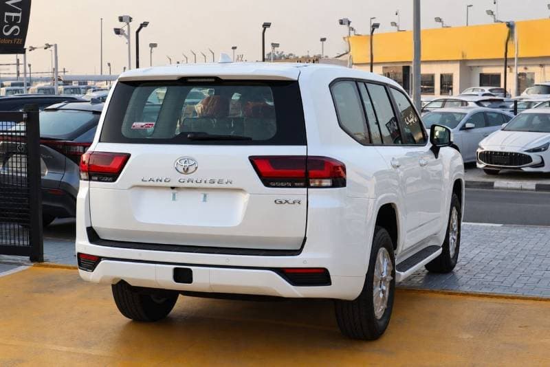 2026 Toyota Land Cruiser GXR thumbnail 6