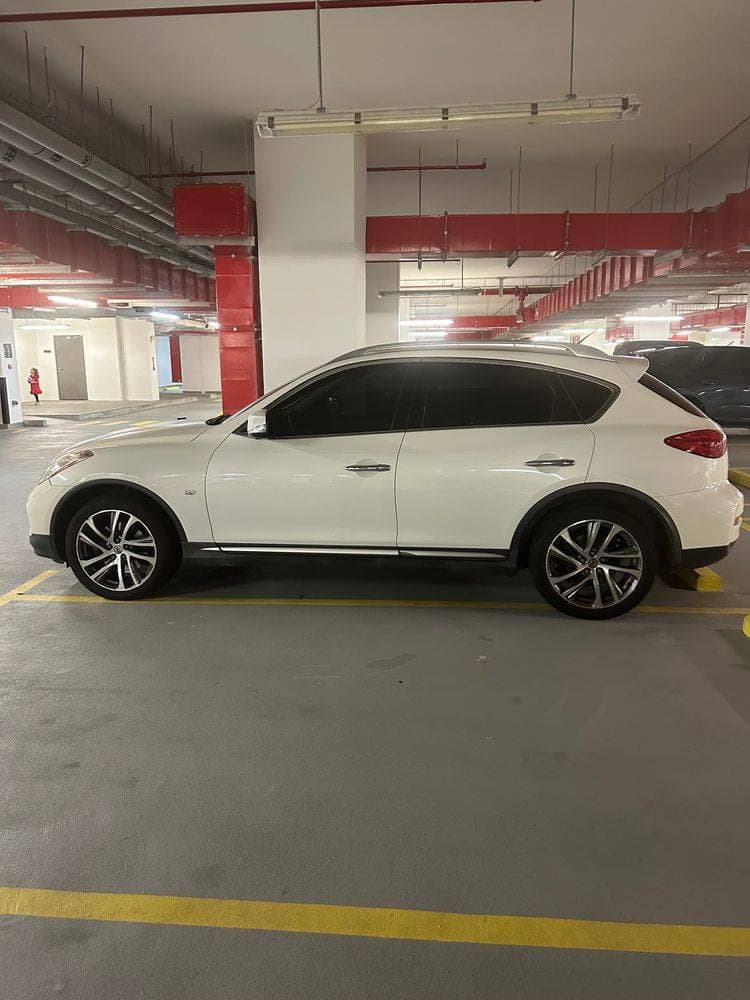 2018 Infiniti QX50 thumbnail 3