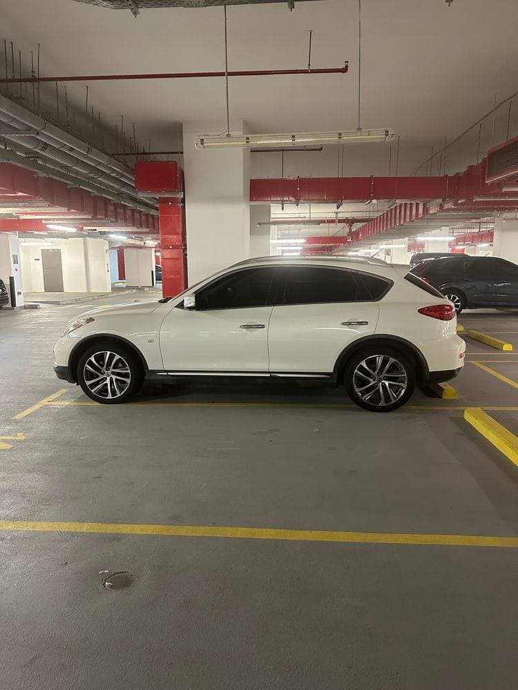 2018 Infiniti QX50 thumbnail 2