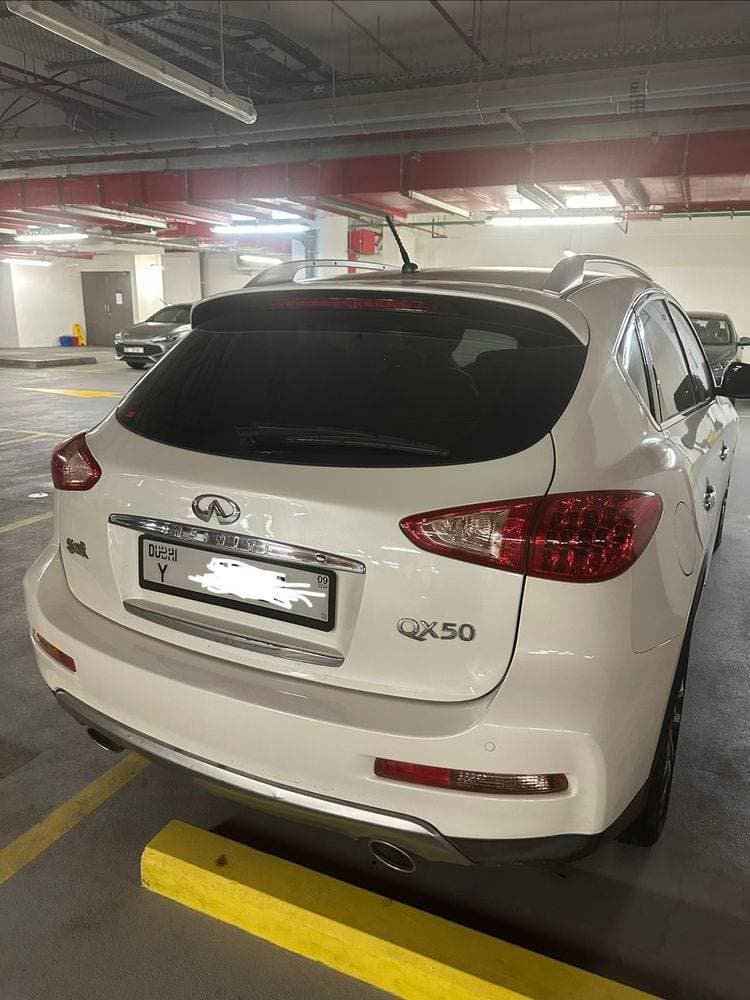 2018 Infiniti QX50 thumbnail 4