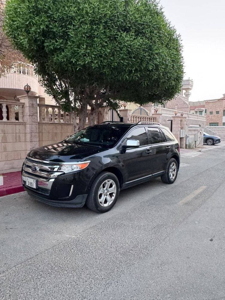2013 Ford Edge thumbnail 3