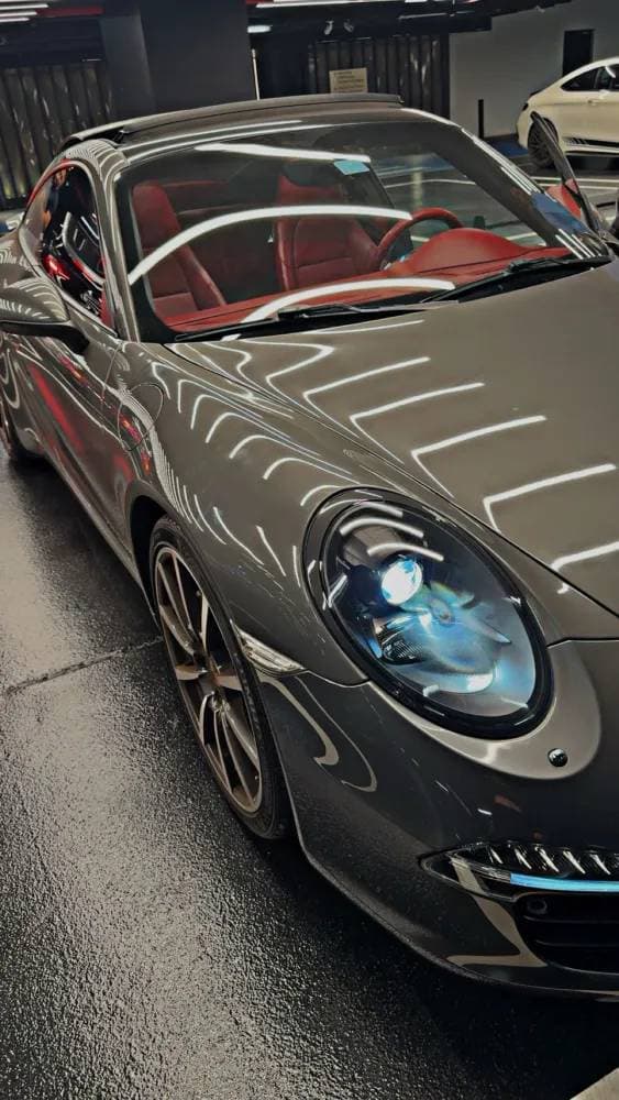 2015 Porsche 911 thumbnail 2