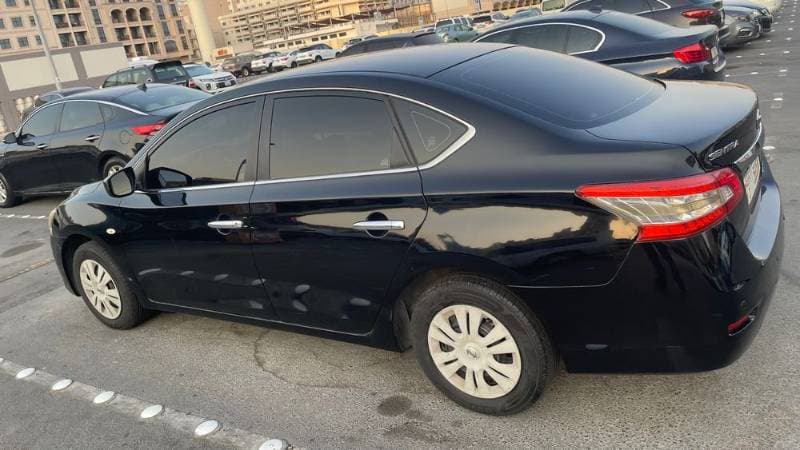 2014 Nissan Sentra thumbnail 3