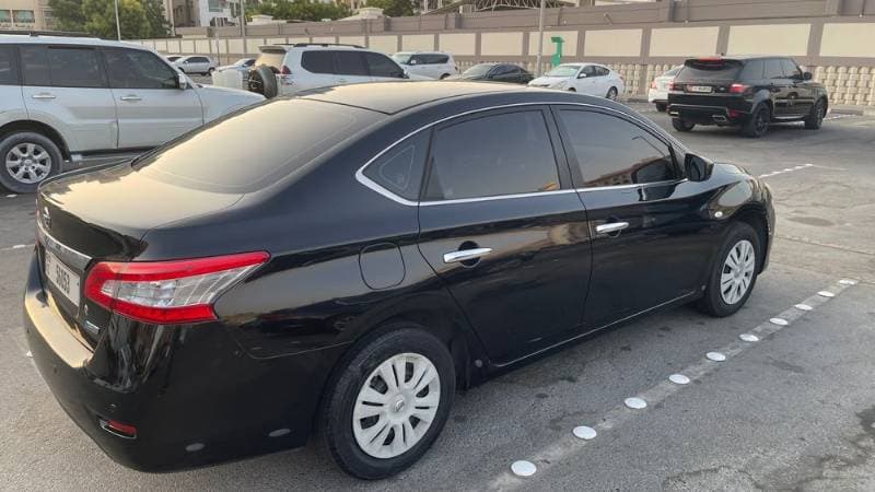 2014 Nissan Sentra thumbnail 2