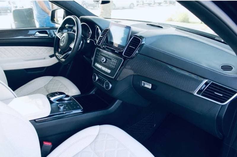 2017 Mercedes-Benz GLE-Class thumbnail 2