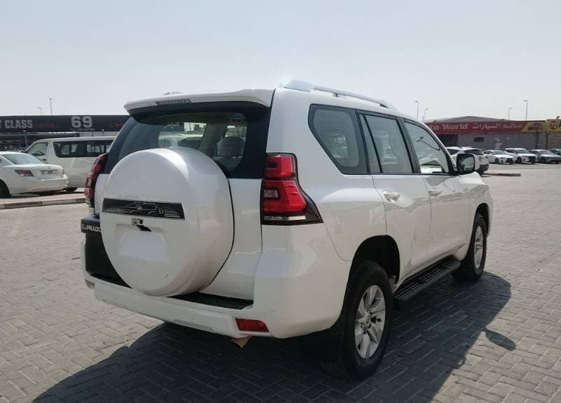 2023 Toyota Land Cruiser Prado thumbnail 2