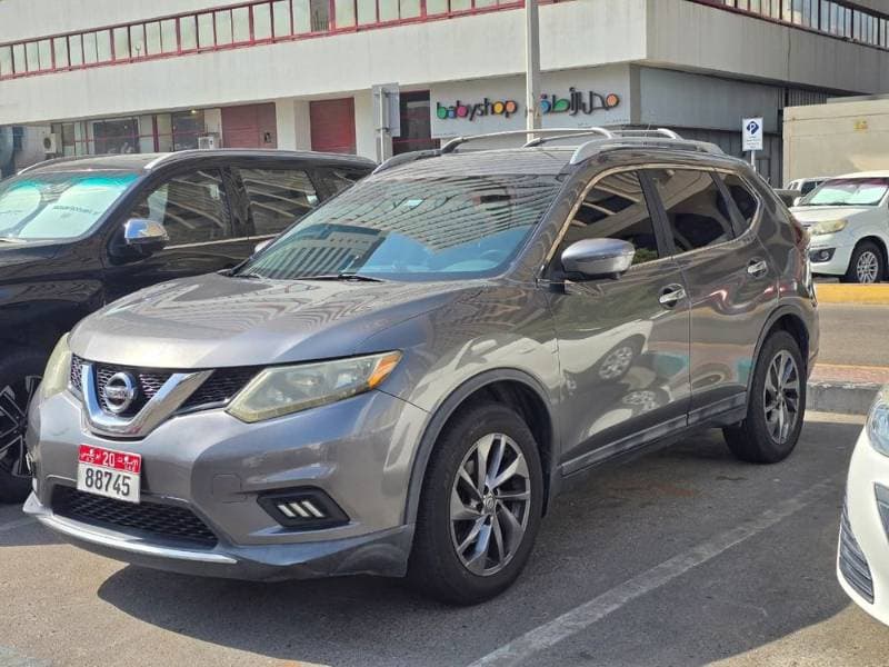 2016 Nissan Rogue thumbnail 5
