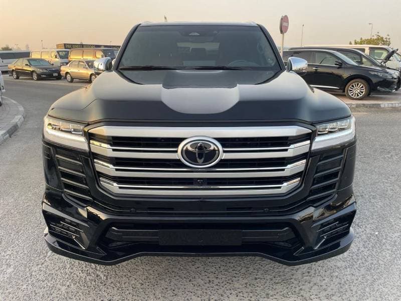 2026 Toyota Land Cruiser VXR thumbnail 3