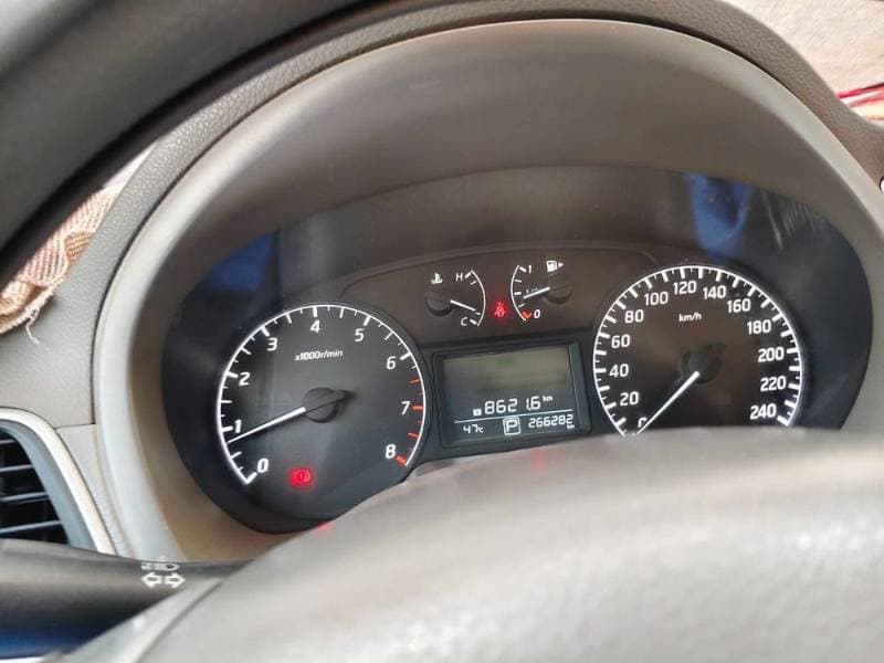 2014 Nissan Sentra thumbnail 5