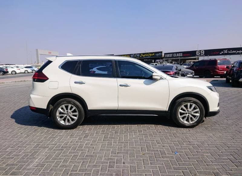 2021 Nissan X-Trail thumbnail 2