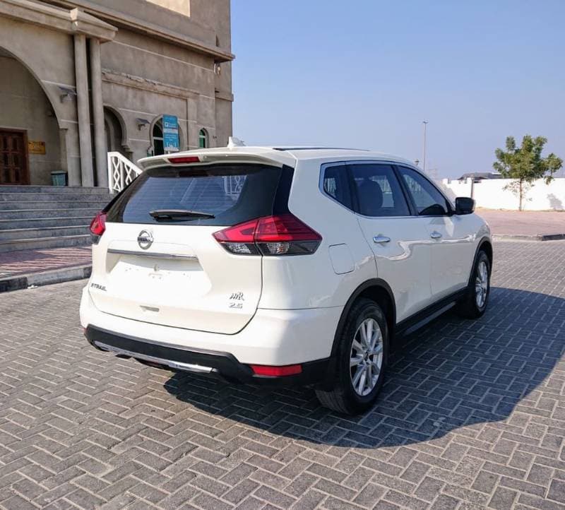 2021 Nissan X-Trail thumbnail 4