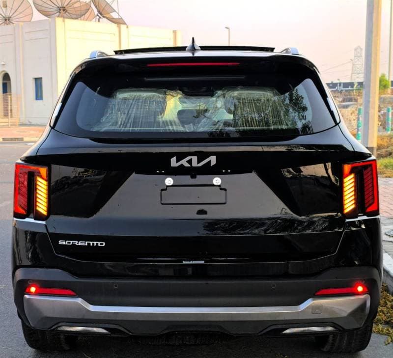 2027 Kia Sorento EX thumbnail 5