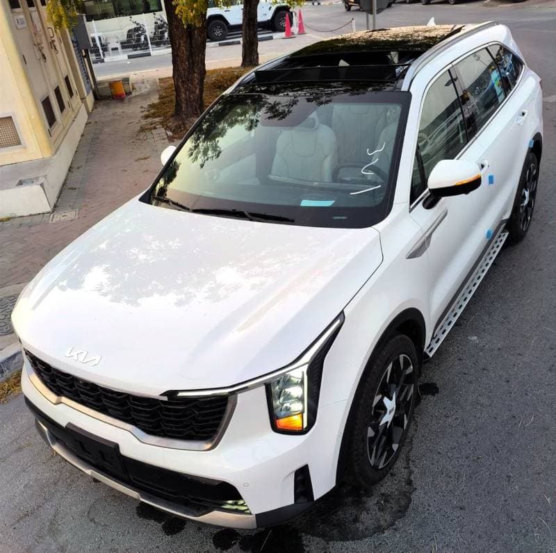 2027 Kia Sorento EX thumbnail 6