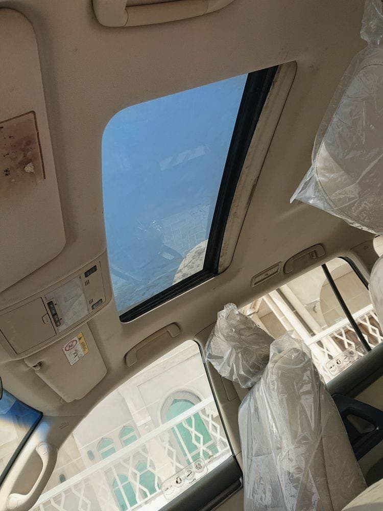 2019 Toyota Land Cruiser thumbnail 4
