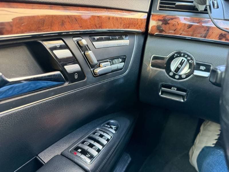 2007 Mercedes-Benz S-Class thumbnail 2
