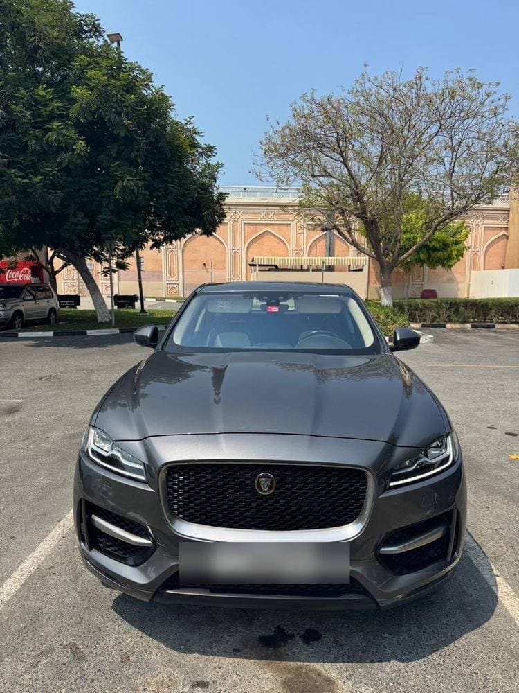 2019 Jaguar F-Pace