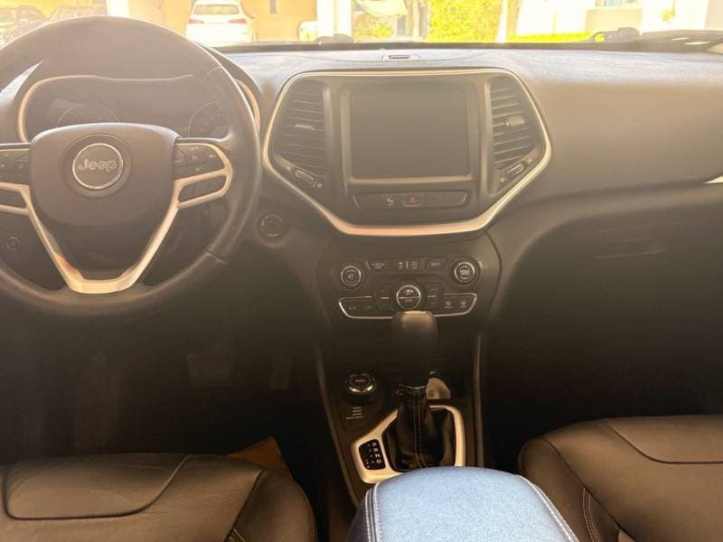 2017 Jeep Cherokee