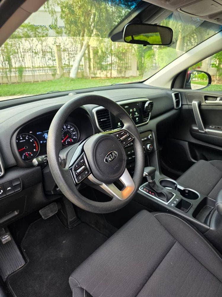 2020 Kia Sportage thumbnail 3