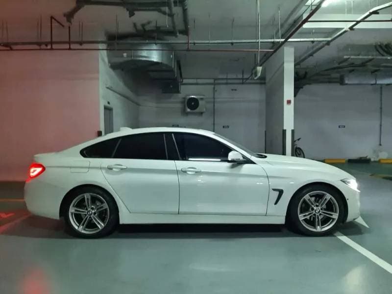 2019 BMW 4 Series Coupe thumbnail 3