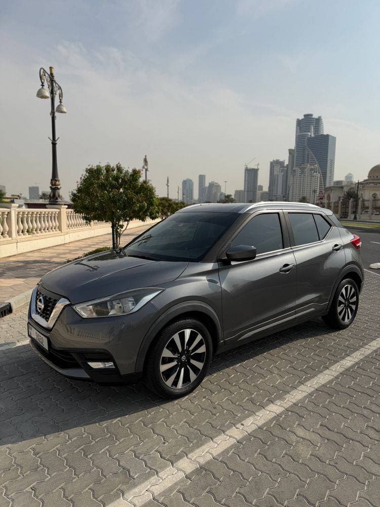 2018 Nissan Kicks thumbnail 2
